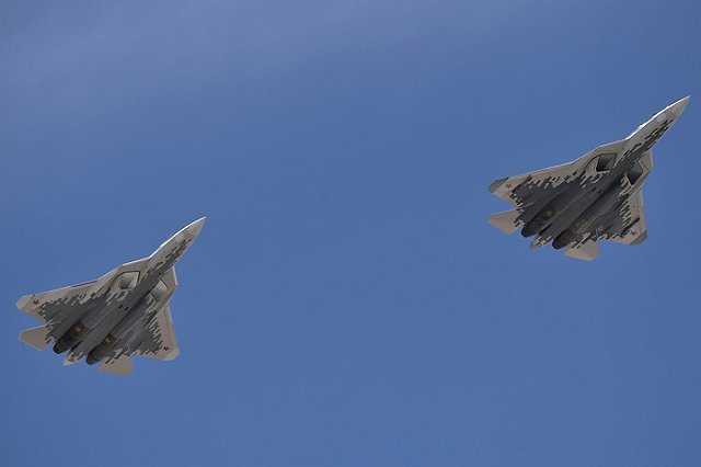 Назван победитель боя Су-57 и F-22