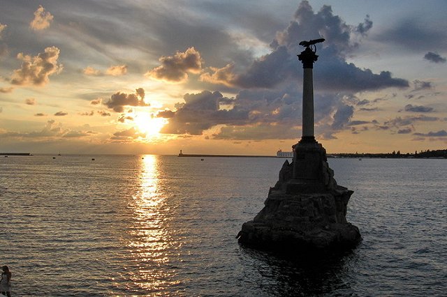 Вода в Крыму прогрелась раньше времени