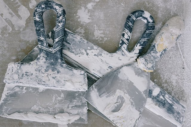 В ХМАО предприниматель прямо в кабинете избил чиновницу, отказавшуюся подписывать акт приемки