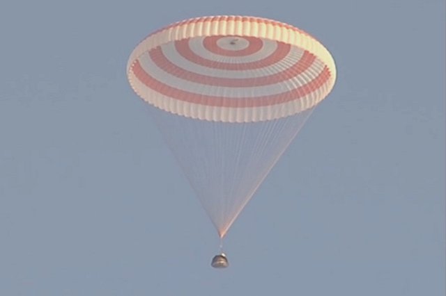 «Союз МС-17» совершил успешную посадку в заданном районе