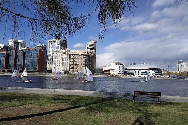 Житель элитного комплекса в центре Екатеринбурга возмутился дороговизне проживания