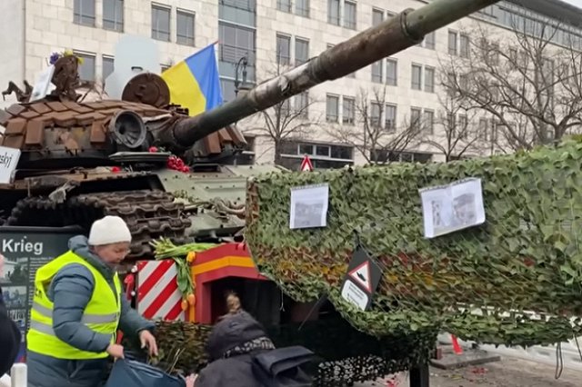 В Кремле прокомментировали инцидент с вывешиванием украинского флага в РУДН