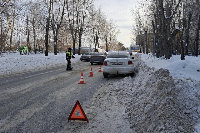 На улице Бахчиванджи иномарка сбила 11-летнюю девочку