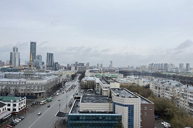 Весна всё? Свердловчанам пообещали снег и гололёд