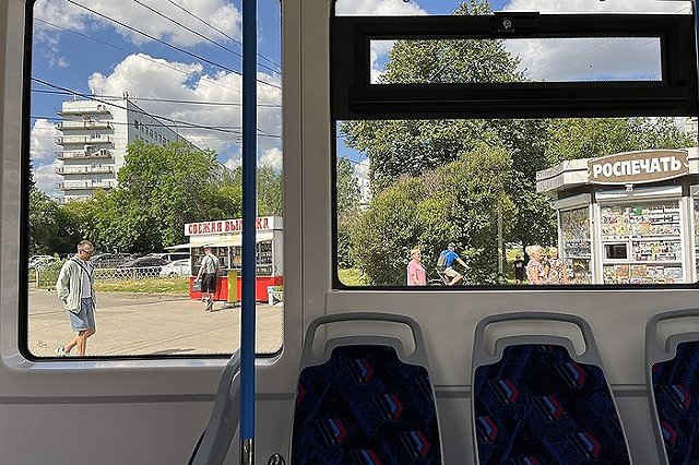 Губернатор Паслер приостановил в Екатеринбурге снос торговых павильонов