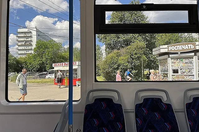 Губернатор Паслер приостановил в Екатеринбурге снос торговых павильонов