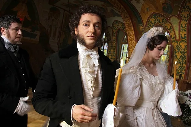 Десятки литературных персонажей выйдут на улицу Вайнера в субботу