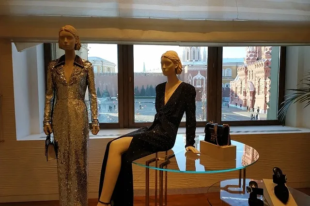 У умершего российского миллиардера пропали пять смартфонов и сумка Louis Vuitton