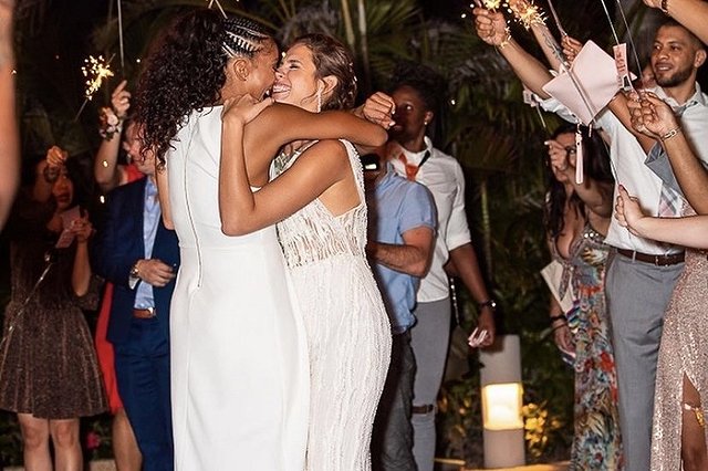 Две баскетболистки, игравшие в УГМК, поженились и ждут ребёнка