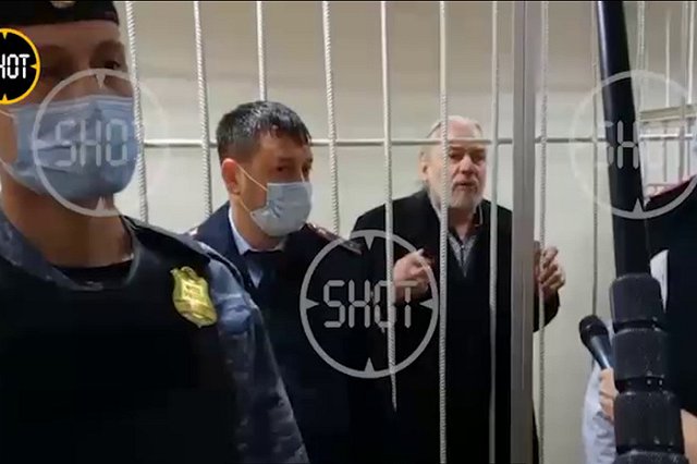 Священника, годами насиловавшего приемных детей, отправили в колонию на 21 год