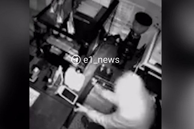 В Екатеринбурге разгромили кофейню рокера, ставшего звездой в США