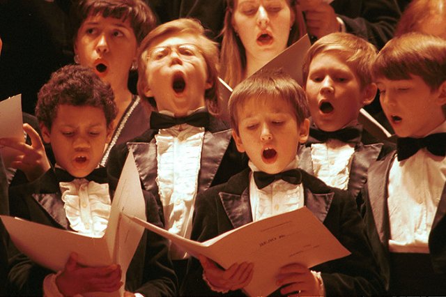 Детский хор Ялуторовска «поймали» на пении под фонограмму