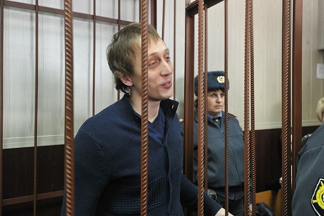 Осужденного за нападение на Филина солиста балета освободили досрочно