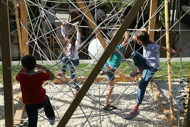 Сегодня ночью в Екатеринбурге стартует запись детей в лагеря