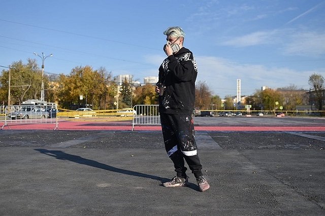 Покрас Лампас восстановил арт-объект в Екатеринбурге