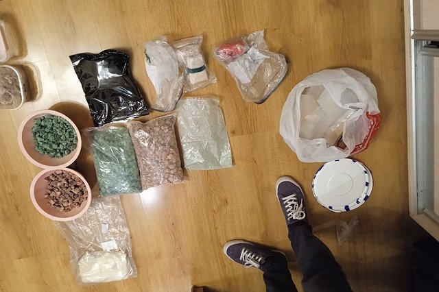 В Екатеринбурге задержали мужчину с огромным количеством наркотиков. Их можно было сбыть за 100 млн