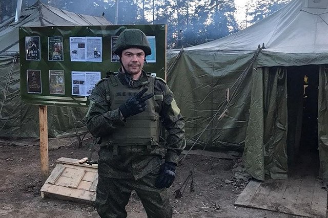 В Берёзовском простятся с погибшим во время спецоперации добровольцем