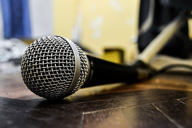 У популярного рэпера в Екатеринбурге украли микрофон