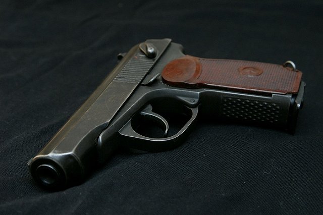 На Урале грабитель устыдился своего поступка прямо во время грабежа