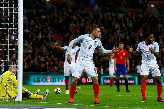 Хоккеисты «Автомобилиста» приняли участие во флешмобе Mannequin Challenge