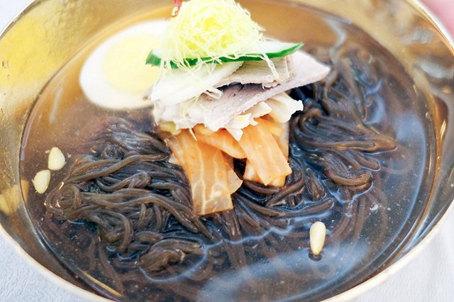 Раскрыт подарок Ким Чен Ына президенту Южной Кореи