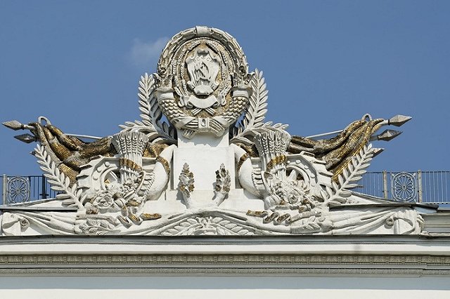 «Работницы» спрятали Пушкина: портрет поэта считался утраченным почти 80 лет