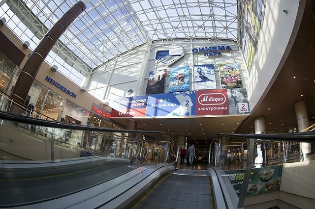 В свердловском Роспотребнадзоре назвали сроки отмены карантинных ограничений и дату открытия ТЦ