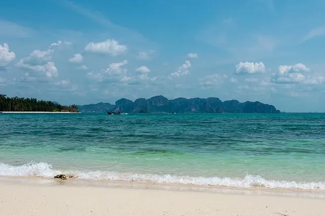 Отели Таиланда снизили цены на 90%