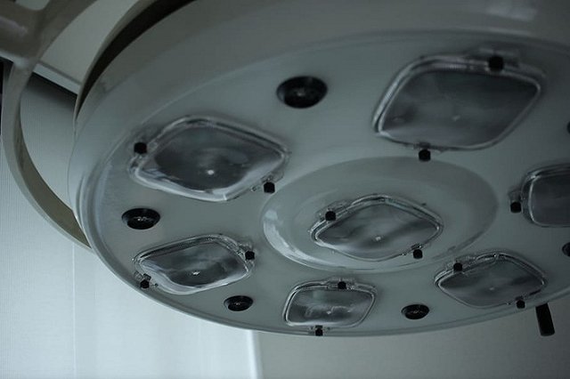 СМИ: Екатеринбуржец 51 раз глотал эндоскоп, чтобы помочь знакомым «откосить» от армии