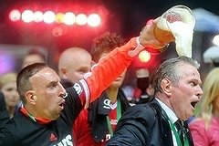 Пиво вернется на футбольные стадионы