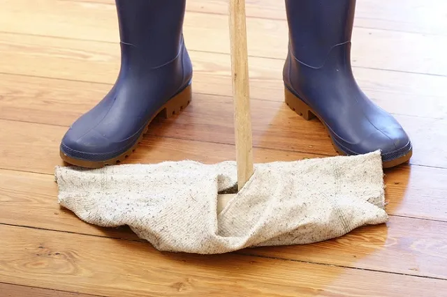 Украинский бизнесмен наладил производство ссаных тряпок