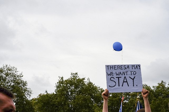 Тереза Мэй призвала британцев готовиться к трудным временам