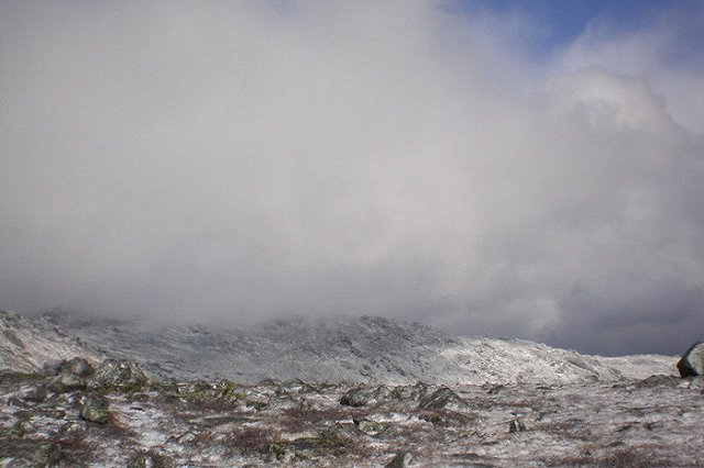 Прокуроры и спасатели провели выездные мероприятия на перевале Дятлова