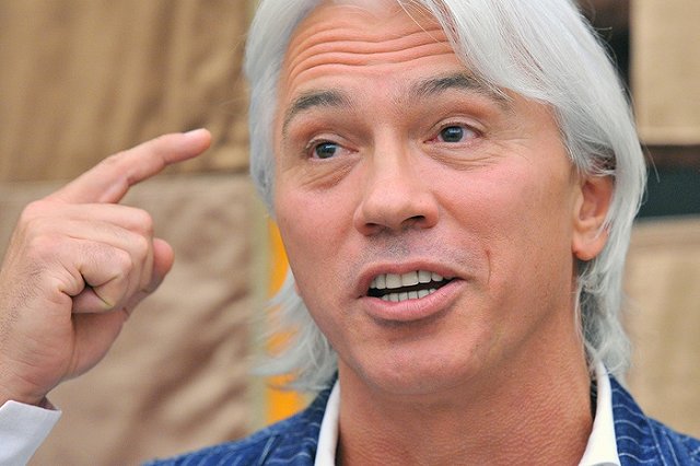 Хворостовский выступил в Метрополитен-опера после курса лечения