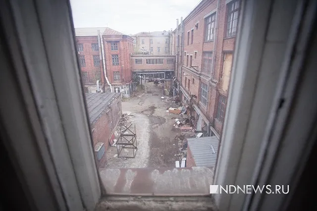 Зданию Приборостроительного завода на набережной продлили жизнь ради биеннале