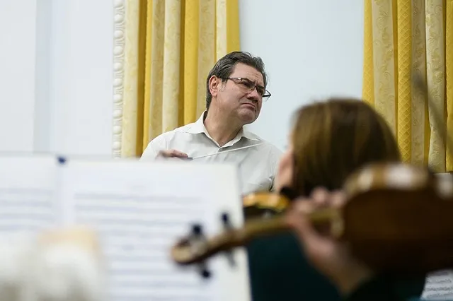 СМИ показали непарадную сторону филармонии на презентации абонементов сезона