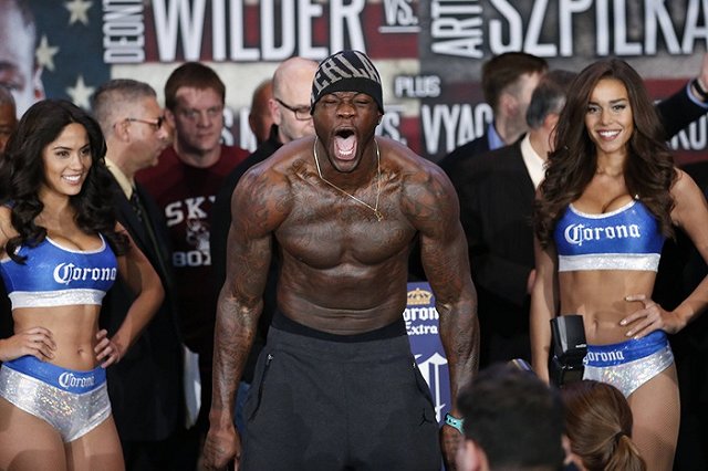 Уайлдер нокаутировал Шпильку и встретится с Поветкиным