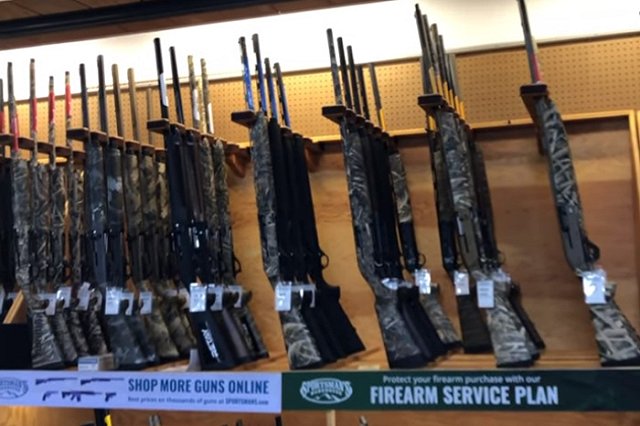 Госдума повысила до 21 года возраст приобретения ряда видов оружия