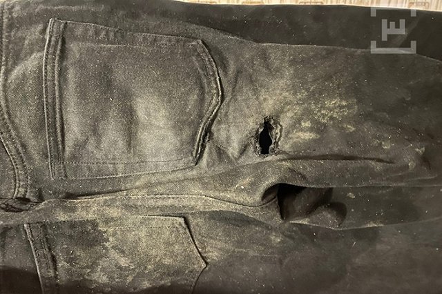 Протащил несколько метров: в Екатеринбурге пассажирку зажало дверью в автобусе