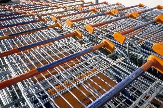 Поставщики предупредили о подорожании ряда популярных продуктов с марта