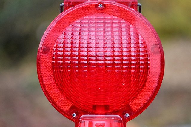 Строители закроют движение по Макаровскому мосту