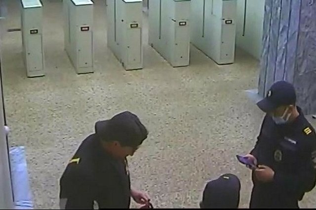 У пассажира екатеринбургского метро изъяли крупную партию наркотиков