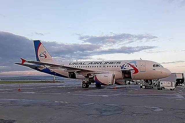 Международный рейс «Уральских авиалиний» сильно задержался в Москве