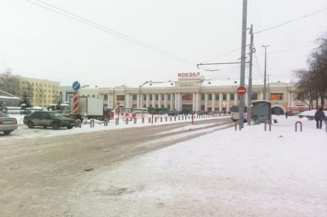 Мэрия отрицает свою причастность к платной парковке на Привокзальной площади