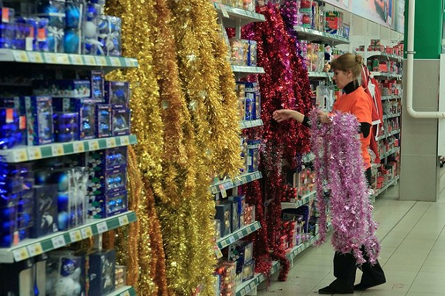 Свердловские ритейлеры начинают сокращать персонал