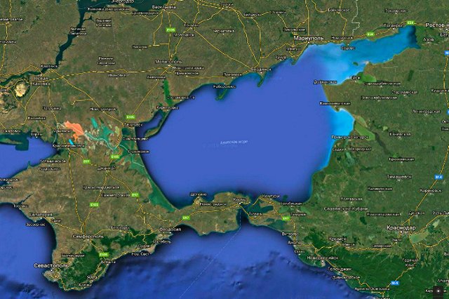 Украина намерена досматривать российские суда в Азовском море