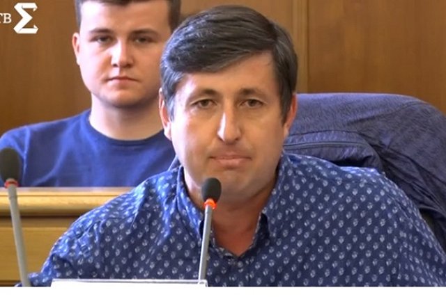 Нападавшие сломали екатеринбургскому общественнику Алексею Беззубу ребро