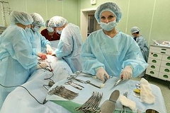 Менеджер впавшего в кому боксера обвинил врачей в халатности