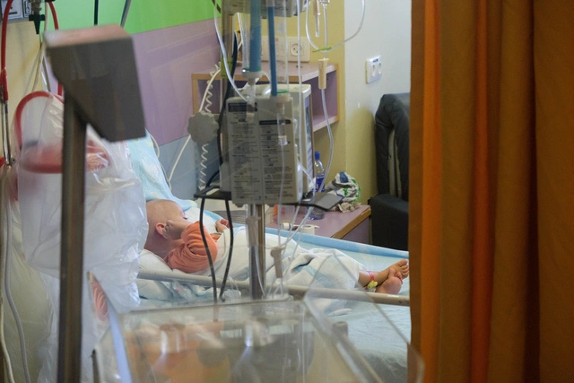 Свердловский минздрав начал проверку по факту гибели ребенка в ОДКБ № 1