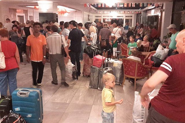 Туроператоры разбираются с тюменцами, застрявшими на Пхукете